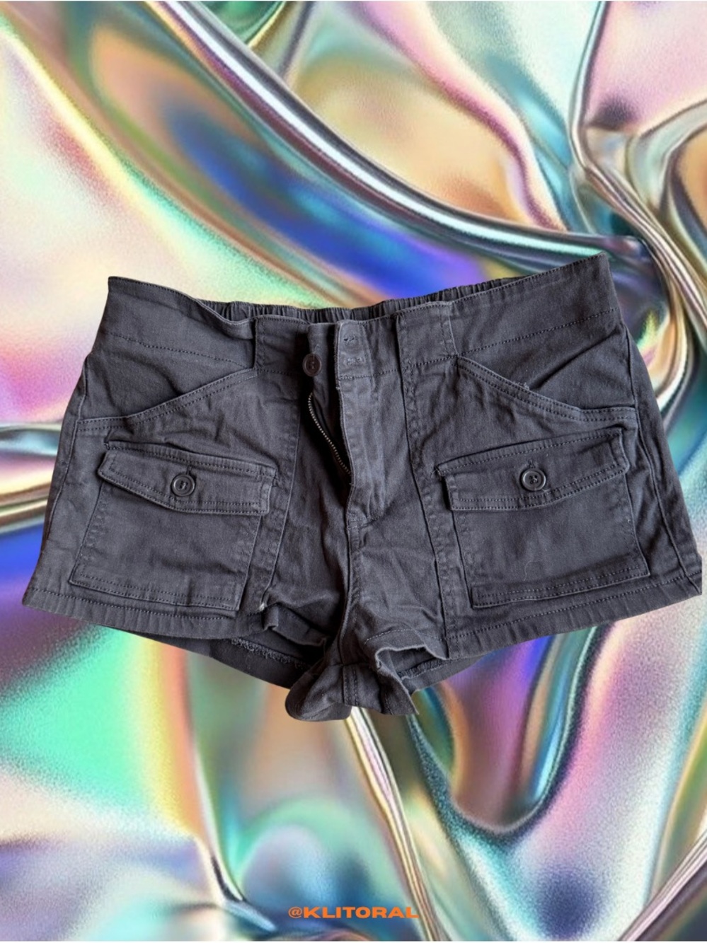 Women's Grey Utility Cargo Shorts - Low-Rise